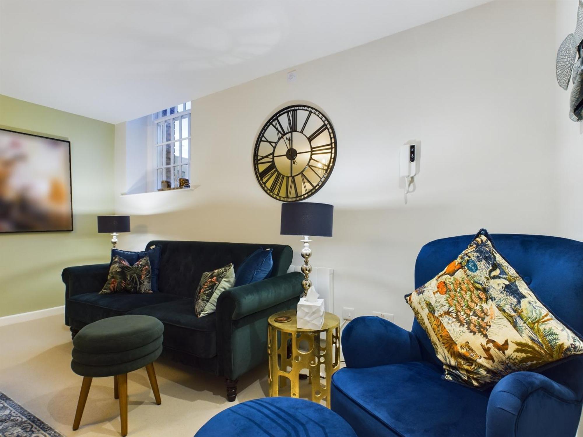 Modern Duplex Central Free Parking Wi-Fi Apartment Cheltenham Luaran gambar