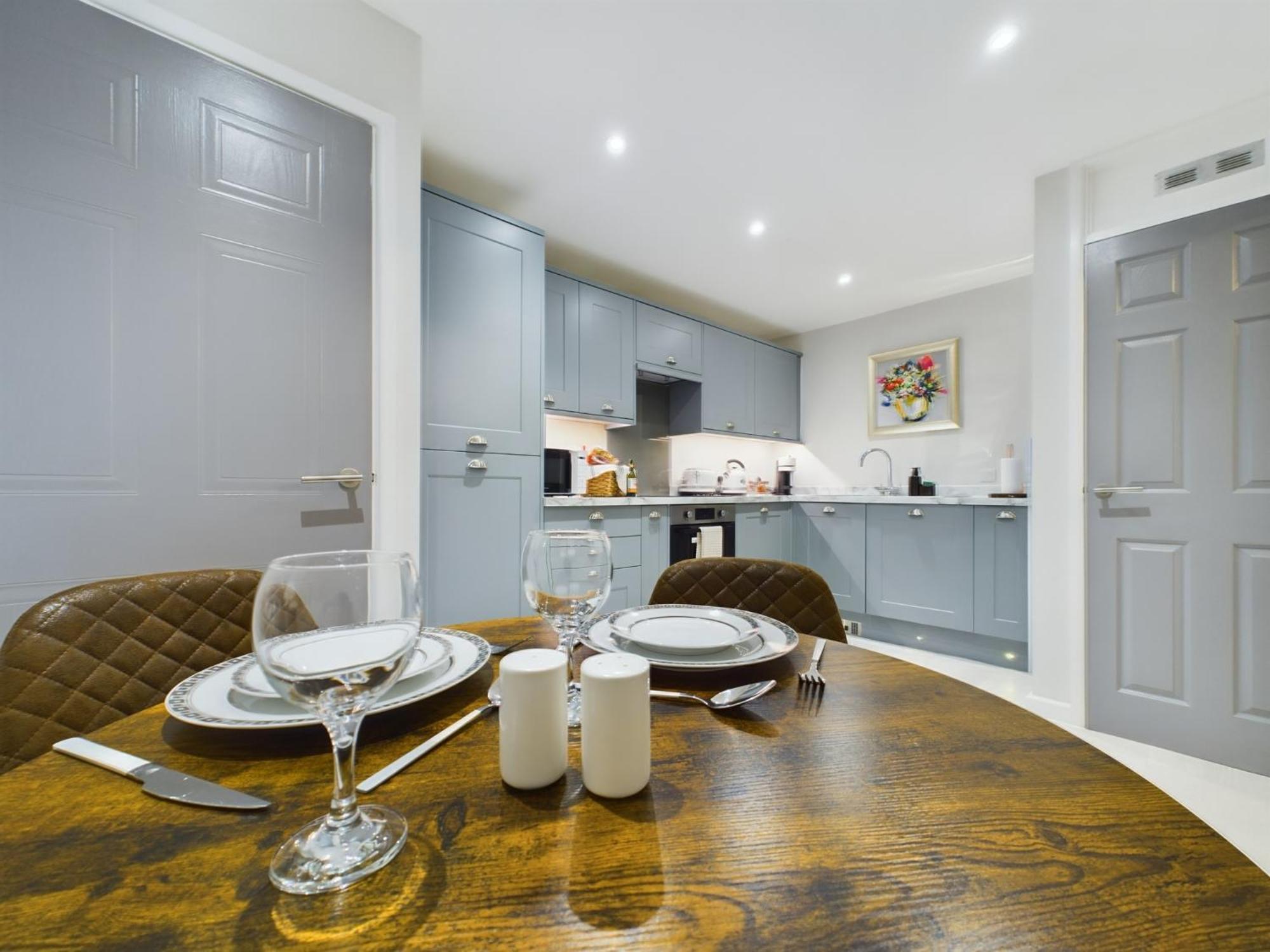 Modern Duplex Central Free Parking Wi-Fi Apartment Cheltenham Luaran gambar